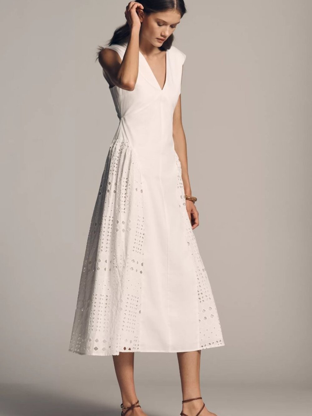 NWT En Elly V-Neck Drop-Waist Pleated Midi Dress Small